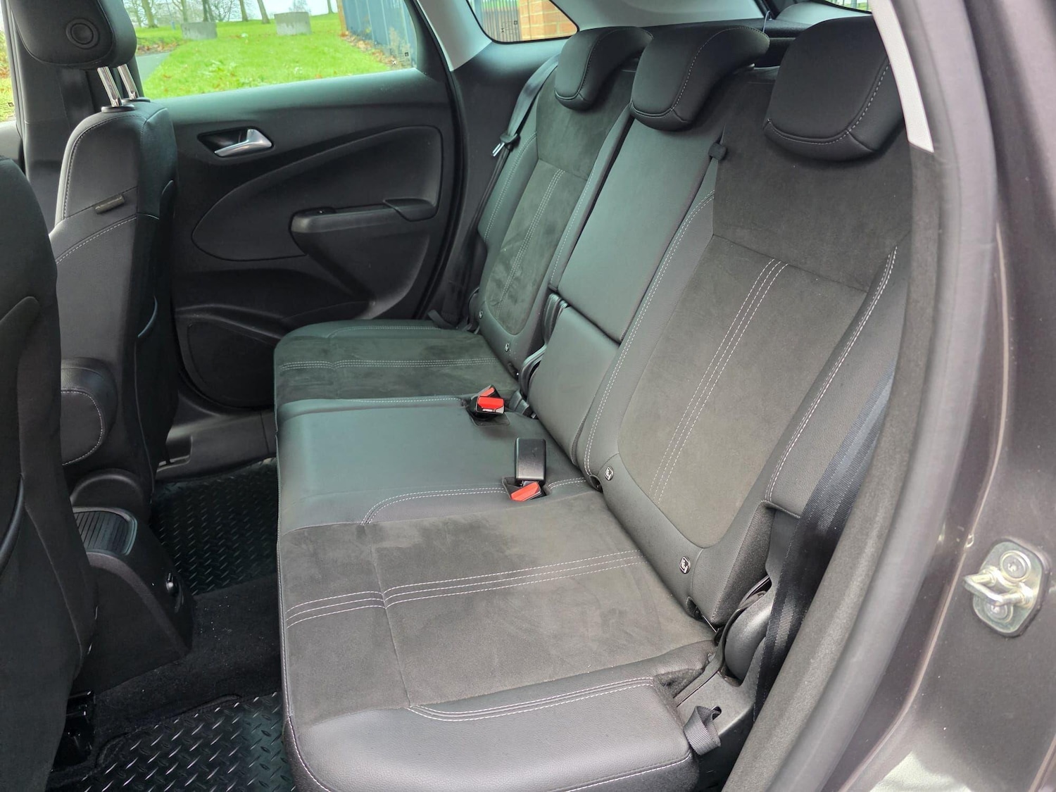 Used Vauxhall Crossland 2022 for sale - 77270625: Photo 9