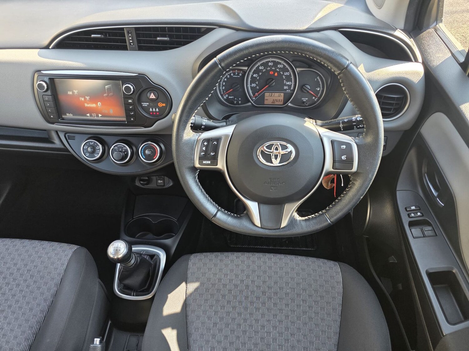 Used Toyota Yaris 2015 for sale - 77960069: Photo 13