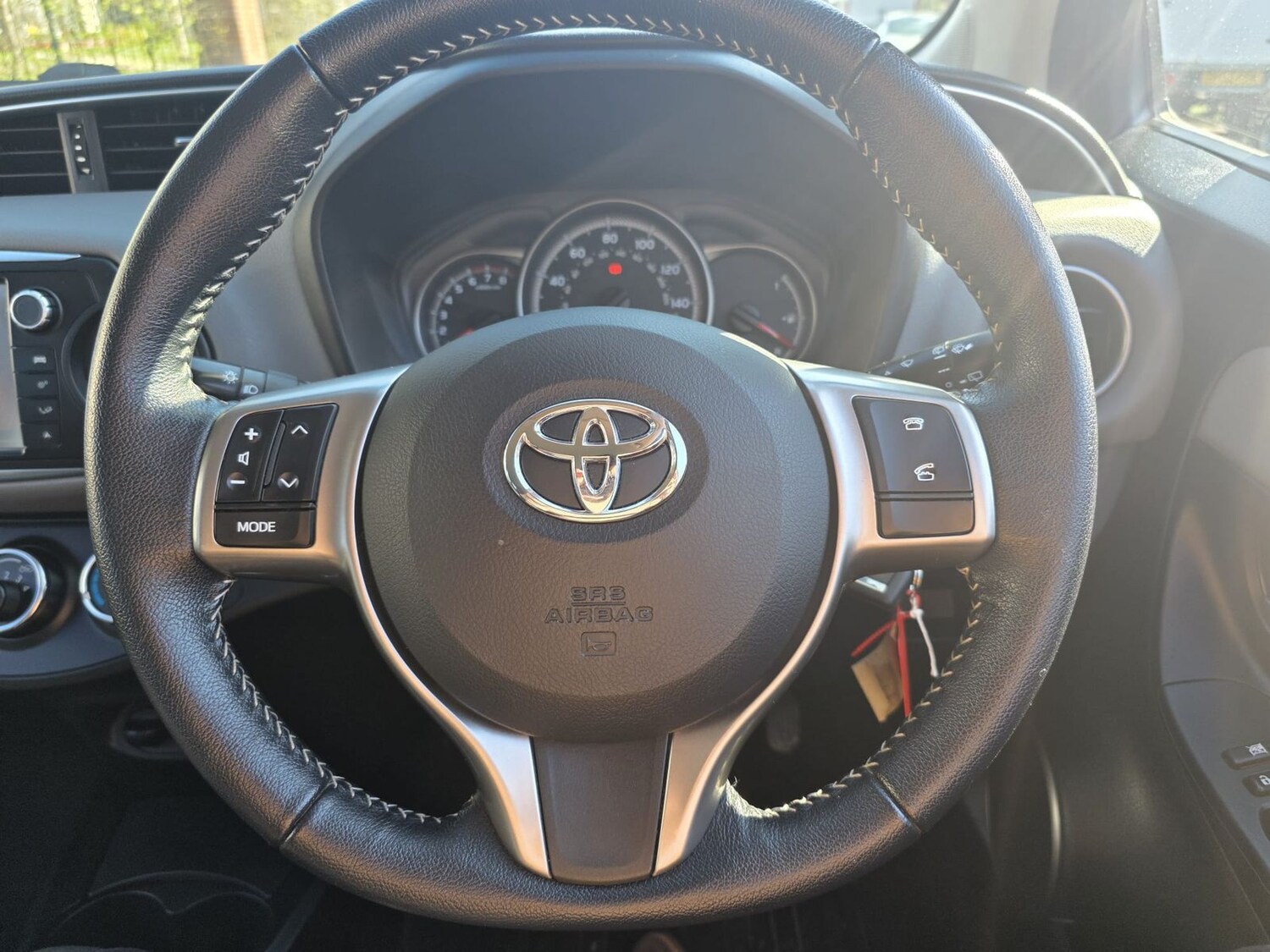 Used Toyota Yaris 2015 for sale - 77960069: Photo 20