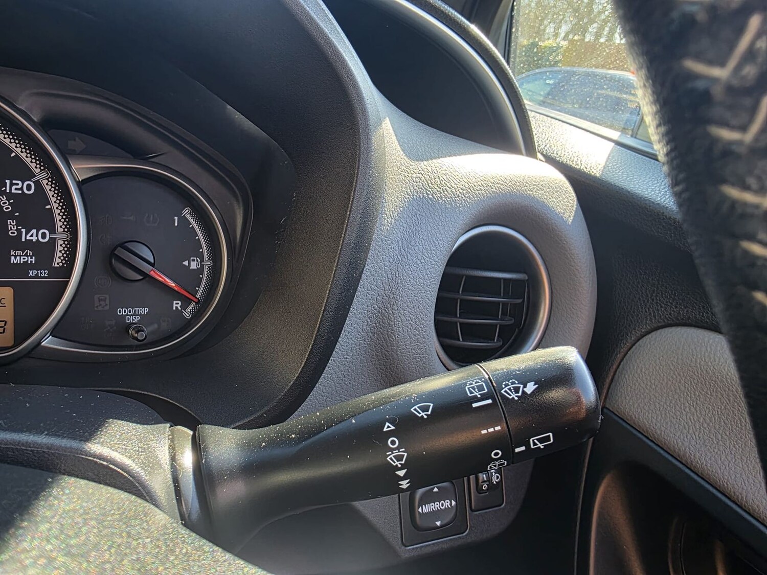 Used Toyota Yaris 2015 for sale - 77960069: Photo 24