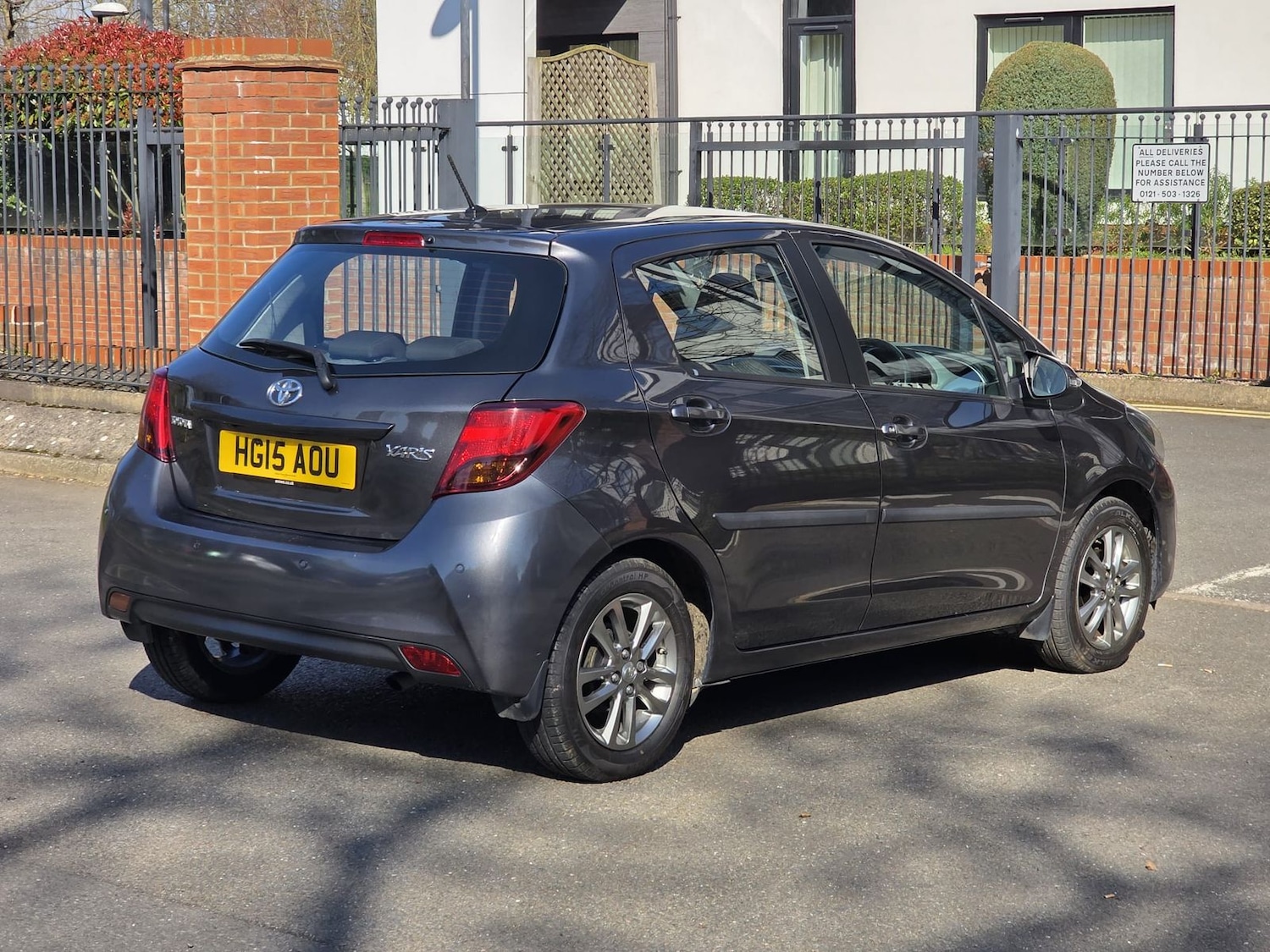 Used Toyota Yaris 2015 for sale - 77960069: Photo 6