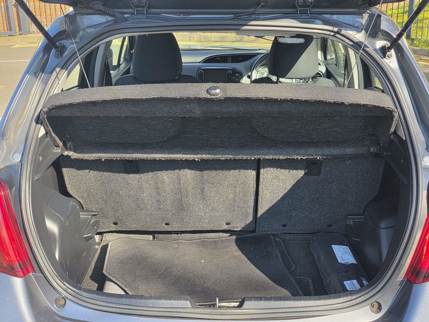 Used Toyota Yaris 2015 for sale - 77960069: Photo 7