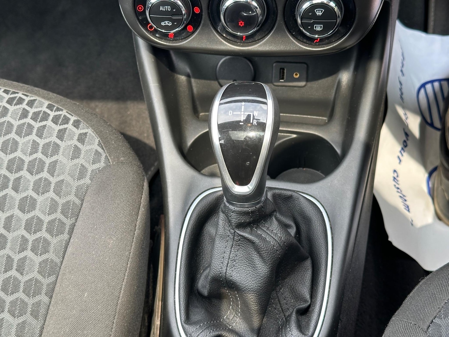 Used Vauxhall Corsa 2015 for sale - 78022652: Photo 28