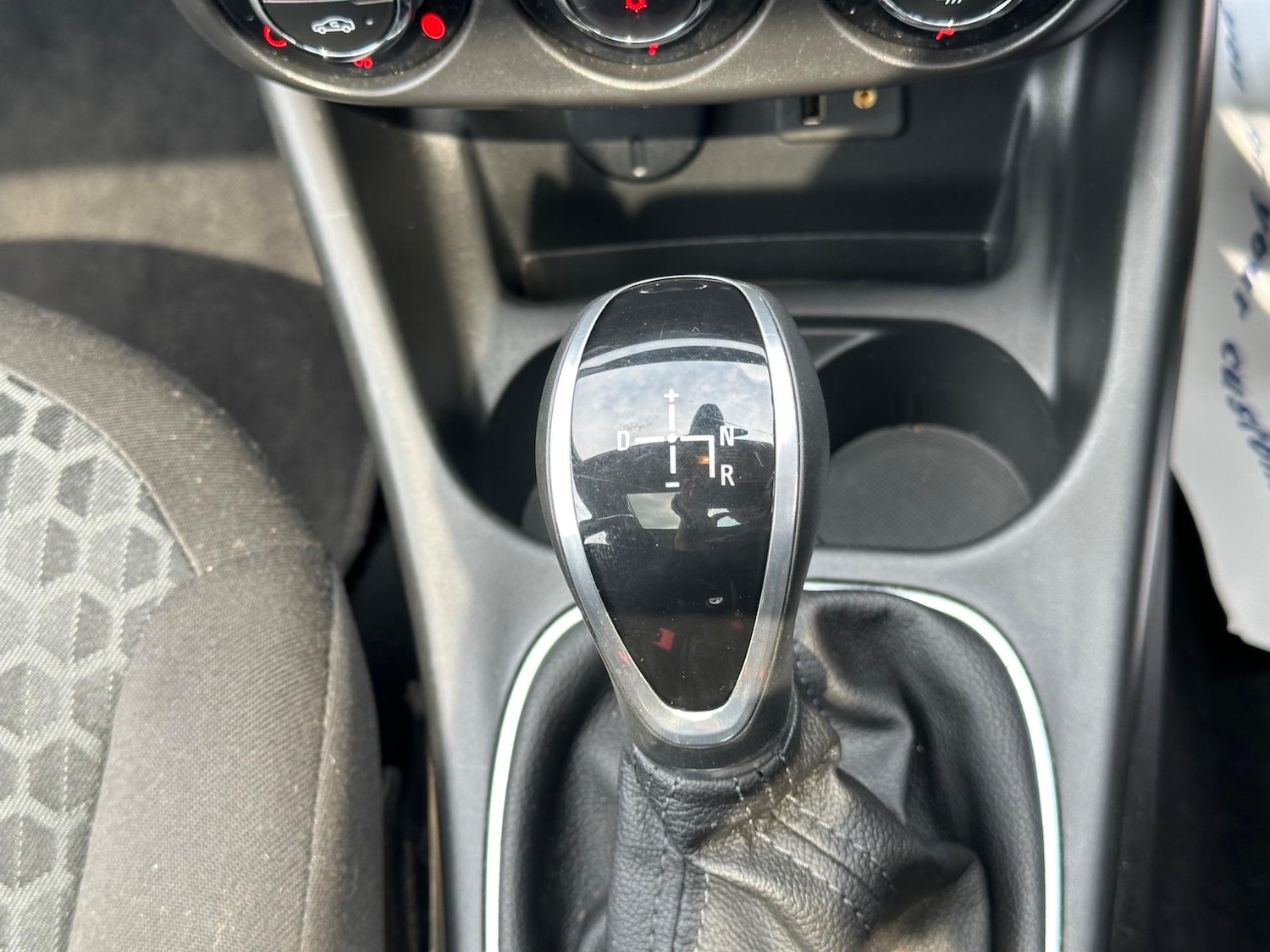 Used Vauxhall Corsa 2015 for sale - 78022652: Photo 32