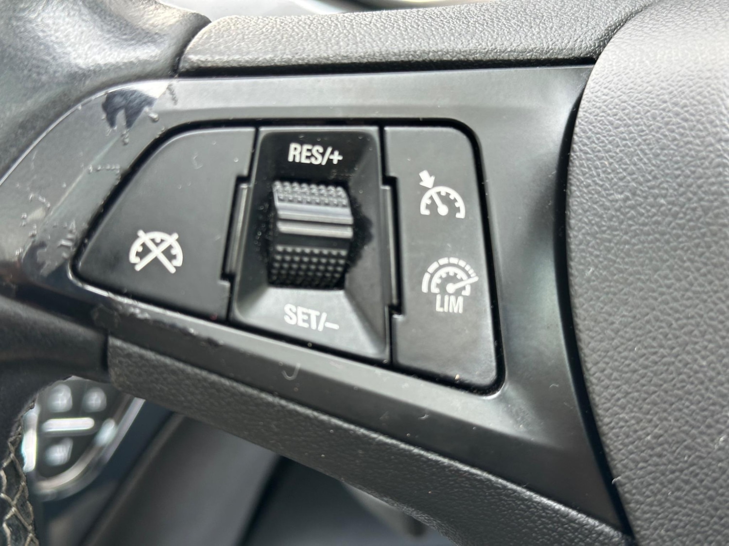 Used Vauxhall Corsa 2015 for sale - 78022652: Photo 35