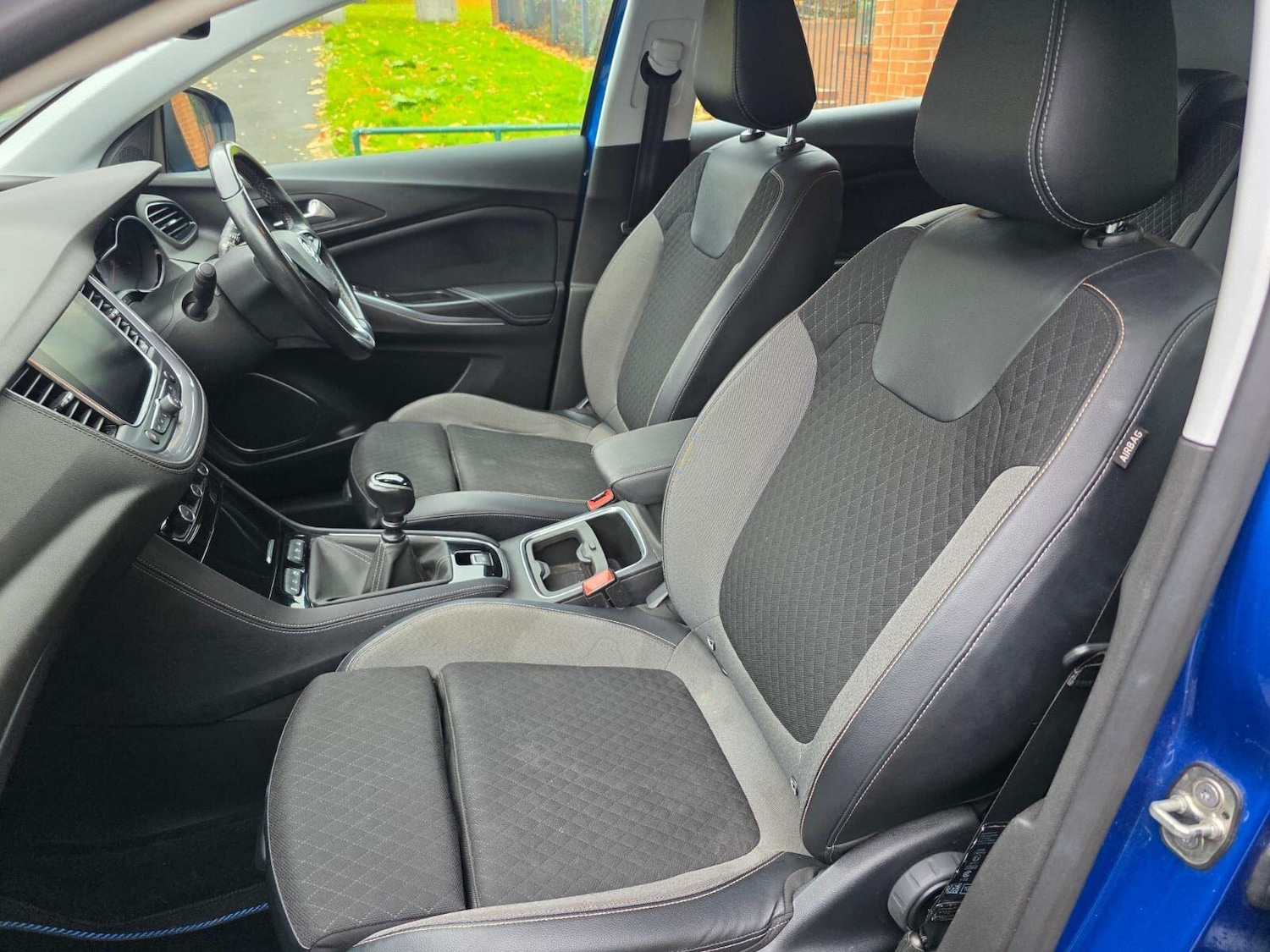 Used Vauxhall Grandland X 2019 for sale - 76440829: Photo 8