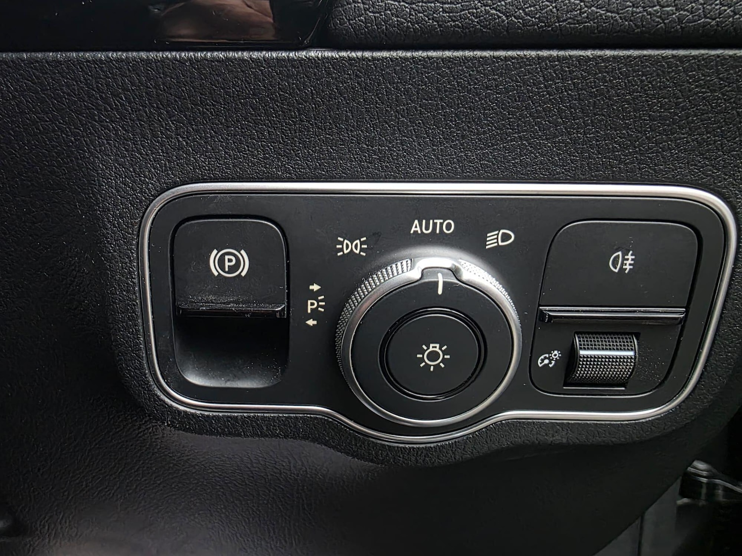 Used Mercedes-Benz EQA 2023 for sale - 77163222: Photo 12