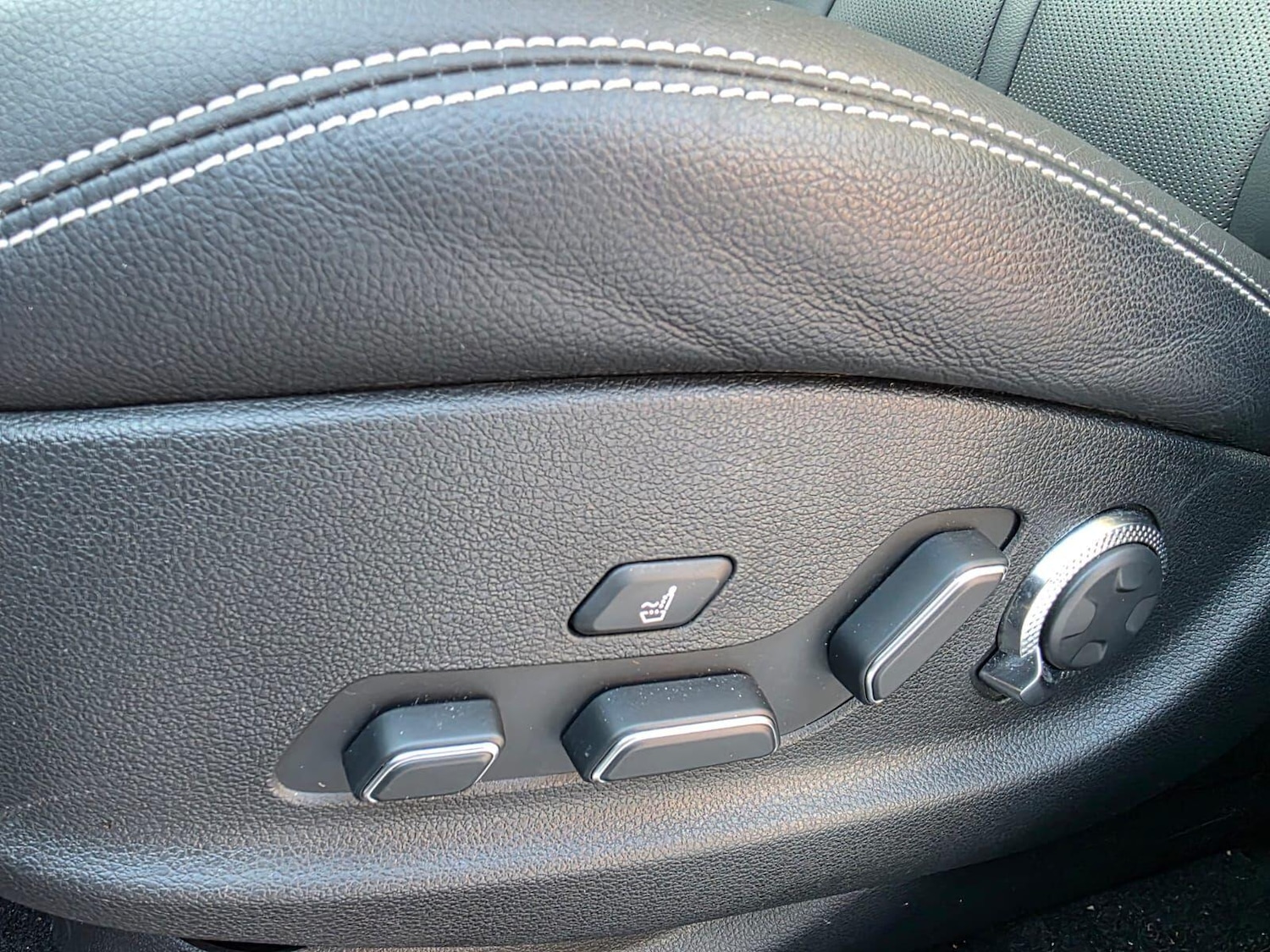 Used Genesis GV70 2024 for sale - 77270650: Photo 11