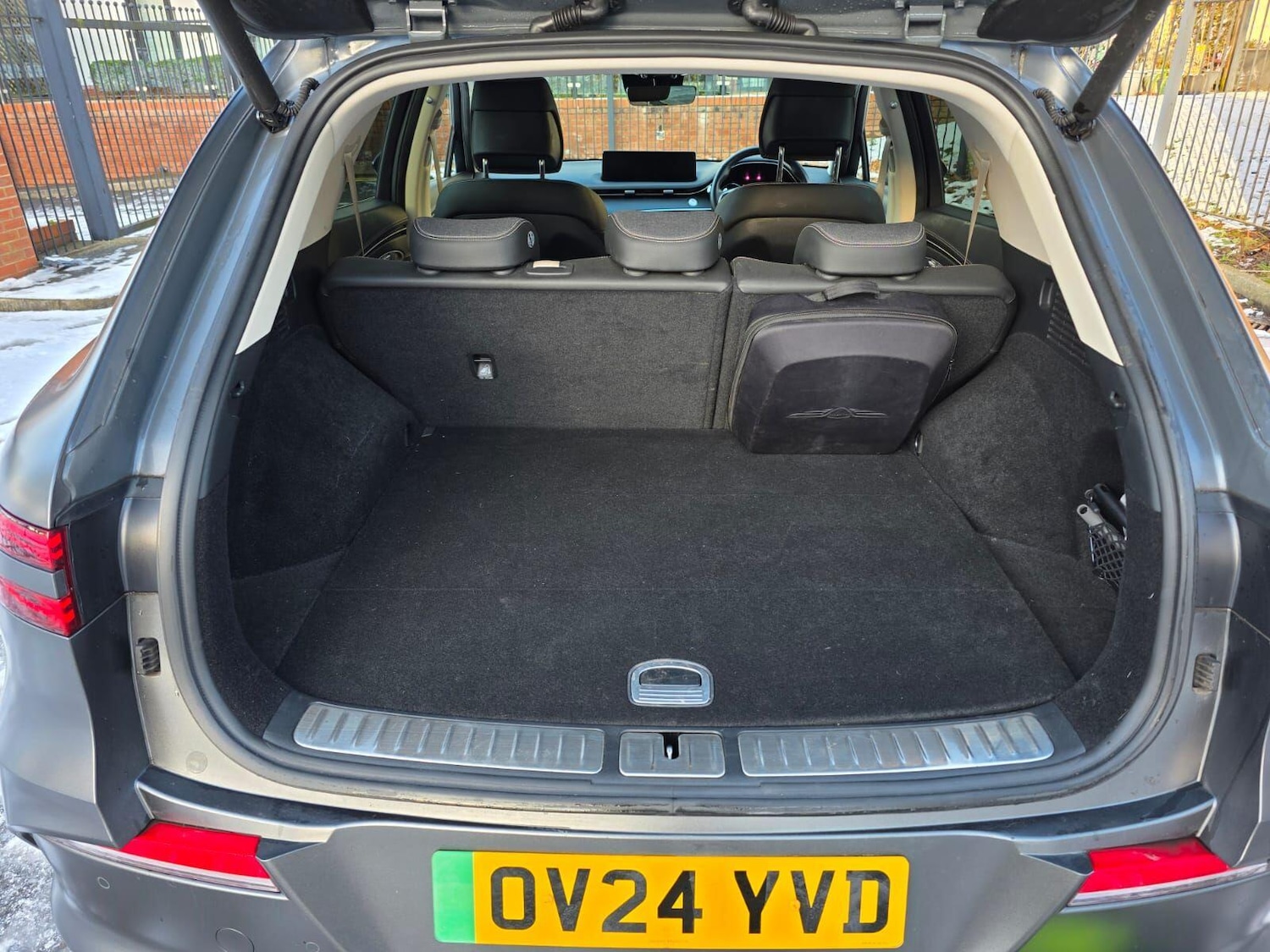 Used Genesis GV70 2024 for sale - 77270650: Photo 7