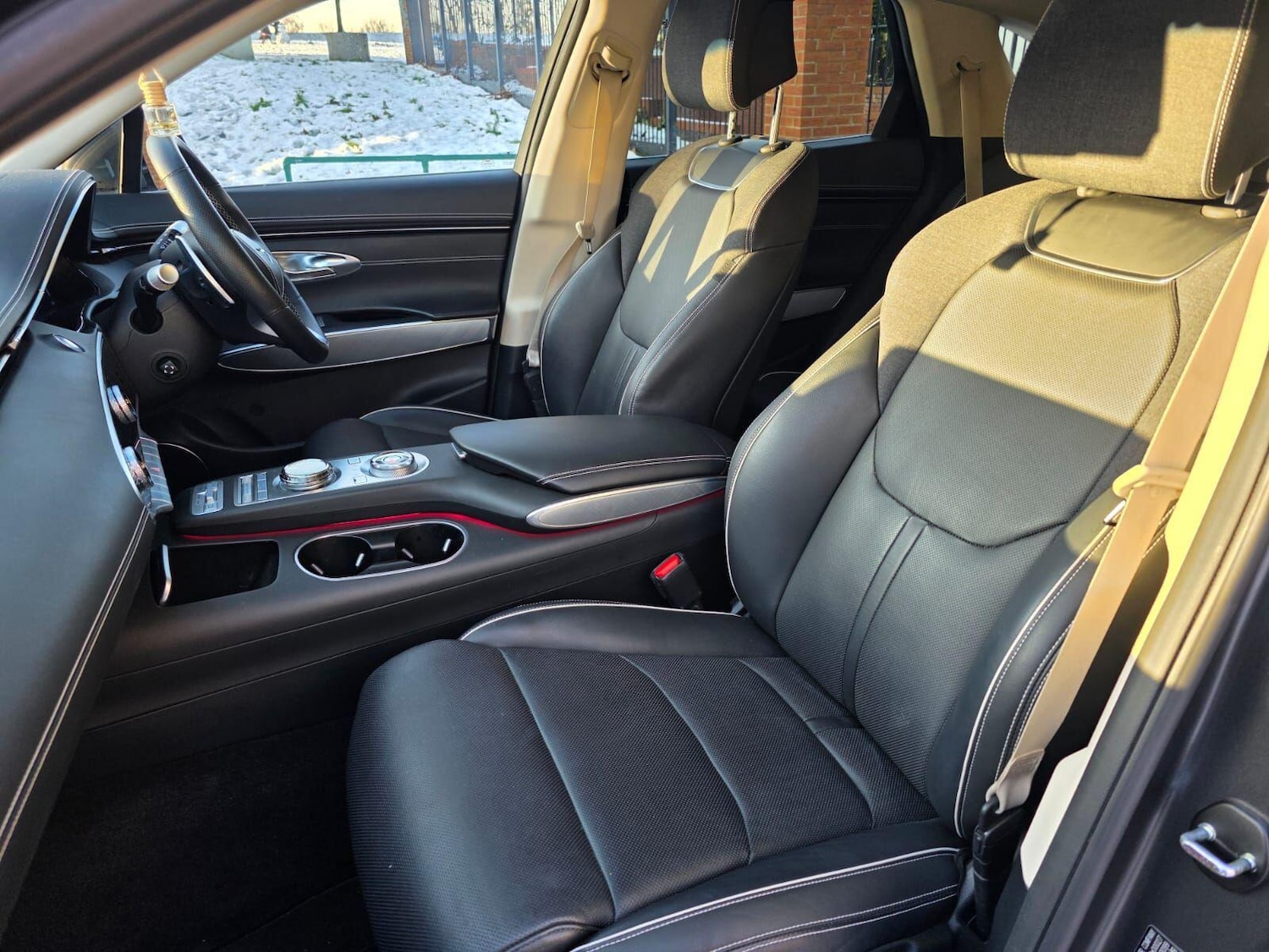 Used Genesis GV70 2024 for sale - 77270650: Photo 9