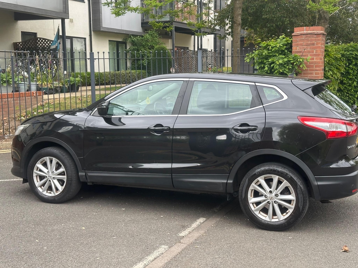 Used Nissan Qashqai for sale - 76997900: Photo 10
