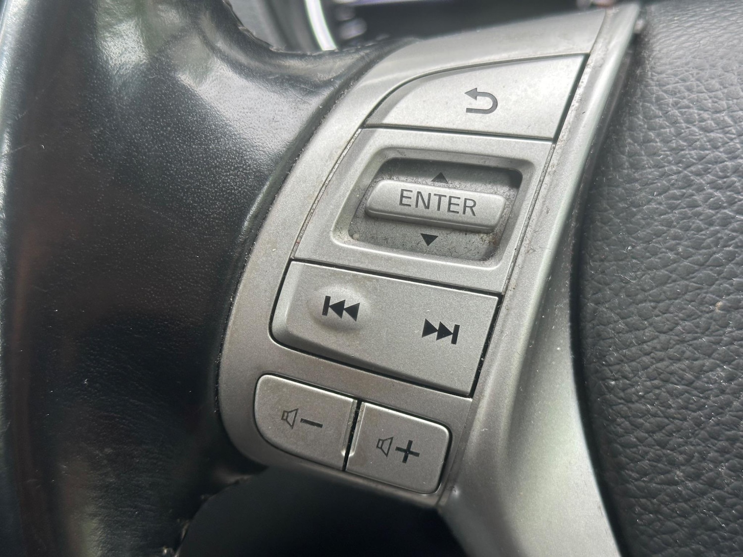 Used Nissan Qashqai for sale - 76997900: Photo 21