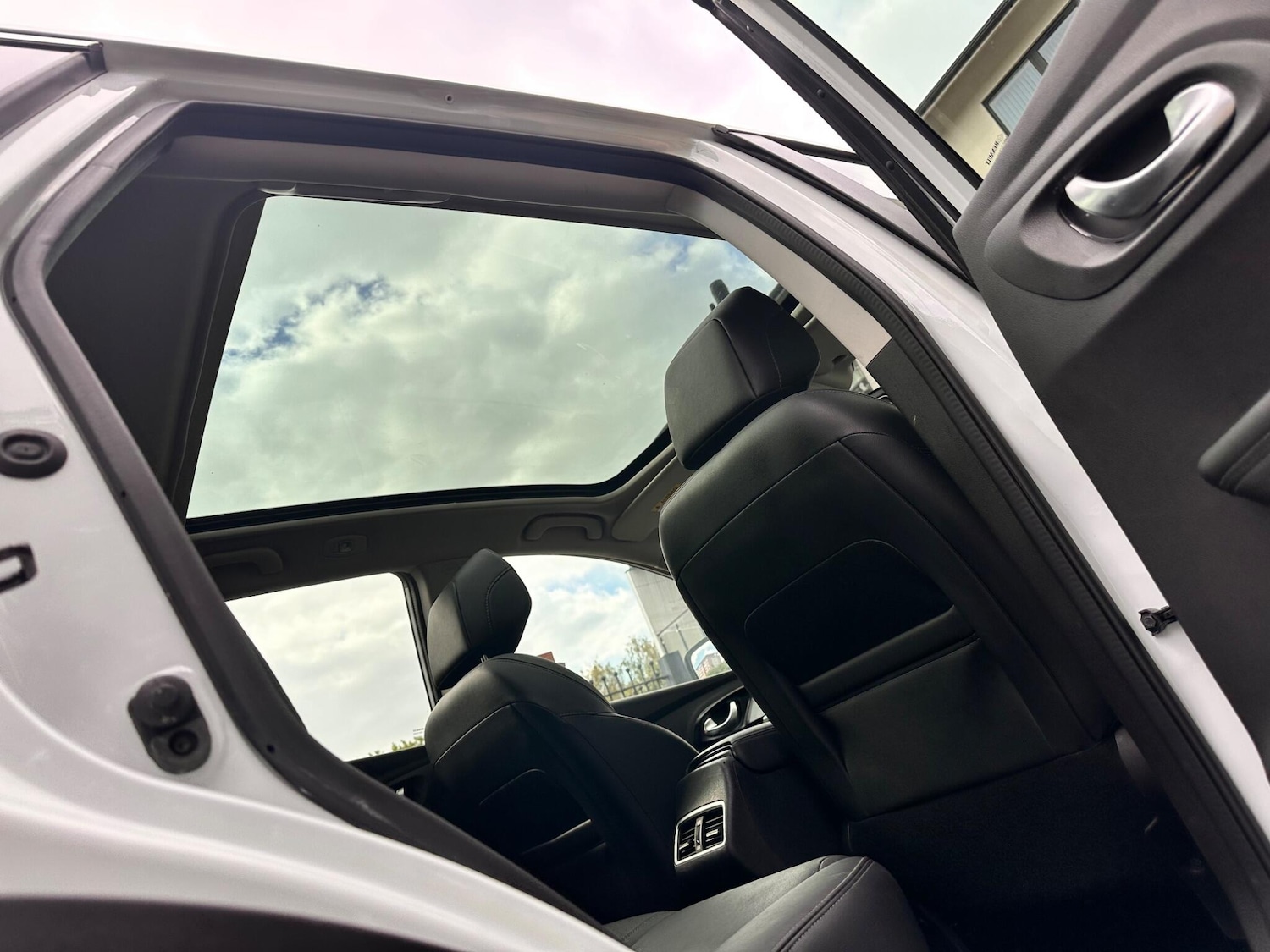 Vehicle 28