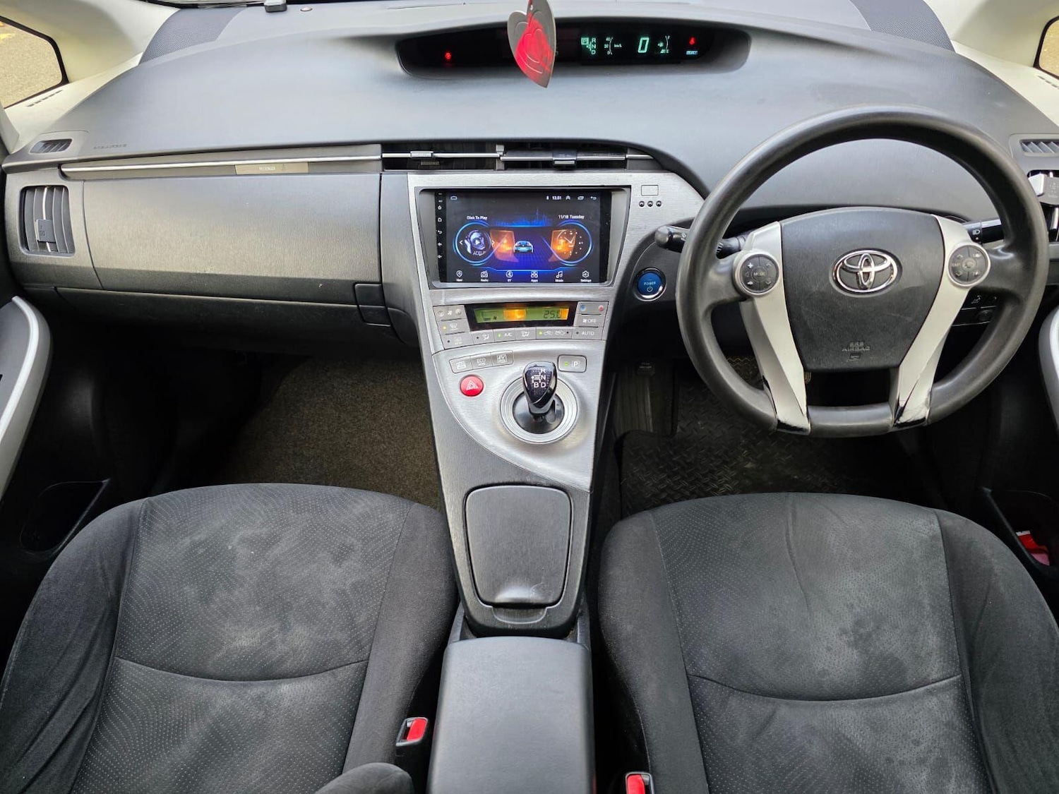 Used Toyota Prius 2017 for sale - 77442727: Photo 11