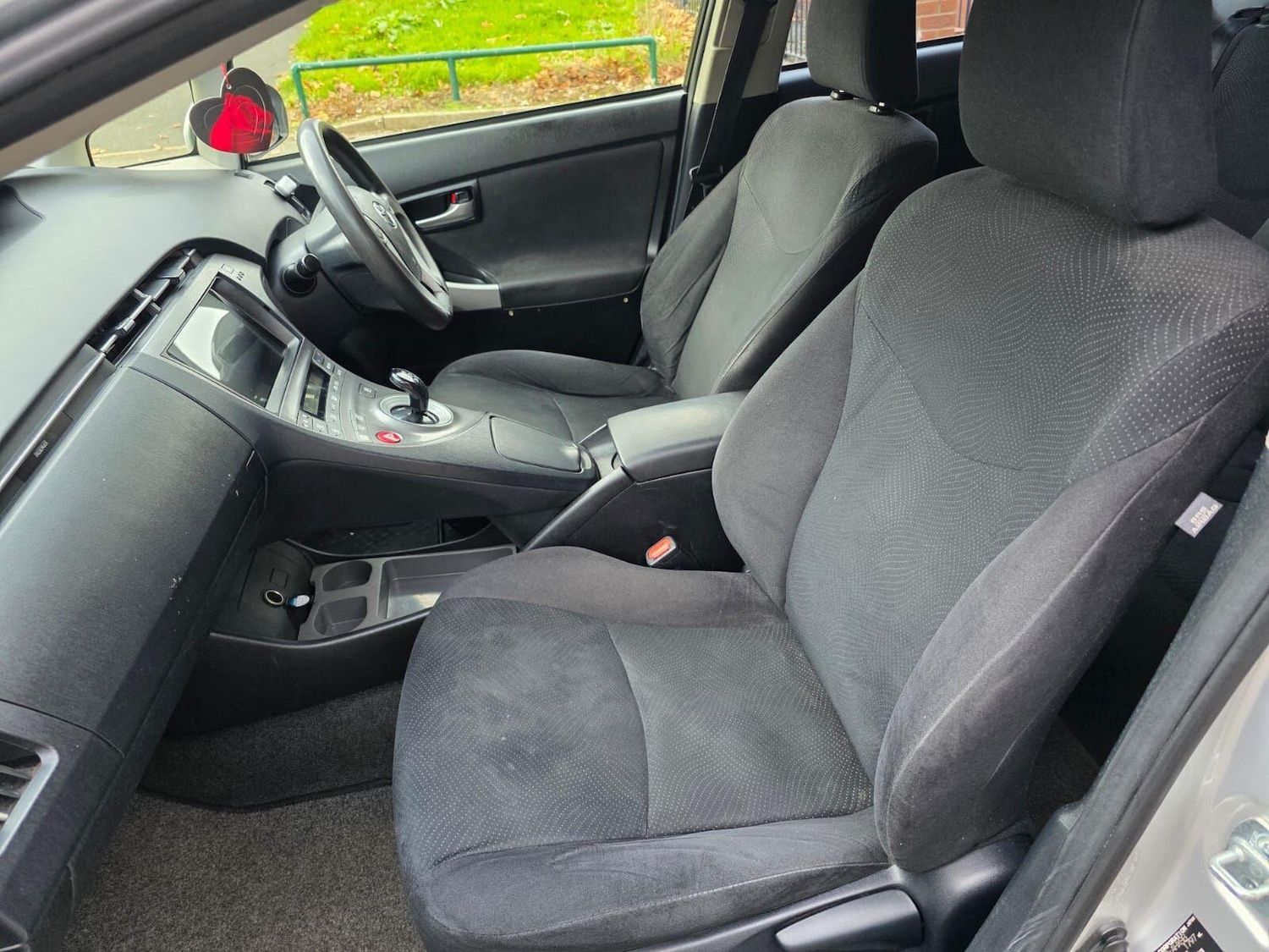 Used Toyota Prius 2017 for sale - 77442727: Photo 8