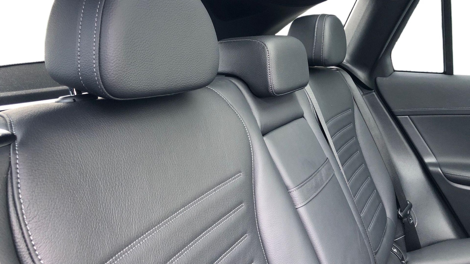 Used Mercedes-Benz GLC 2023 for sale - 77805405: Photo 12