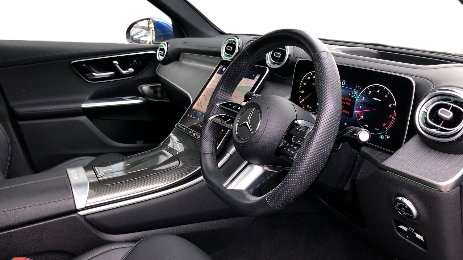 Used Mercedes-Benz GLC 2023 for sale - 77805405: Photo 3