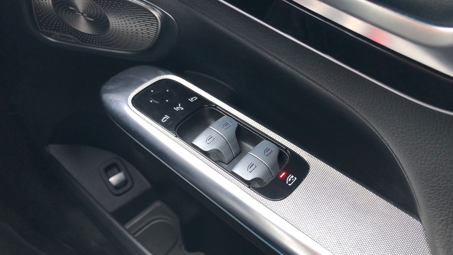 Used Mercedes-Benz GLC 2023 for sale - 77805405: Photo 30