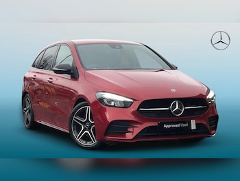 2022 (22) - B 200 AMG LINE ED PREMIUM 5-Door