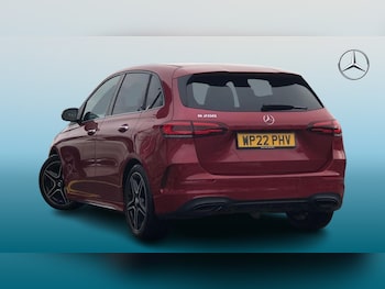 2022 (22) - B 200 AMG LINE ED PREMIUM 5-Door