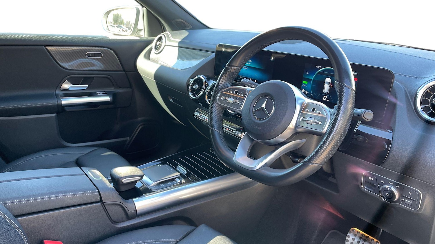 Used Mercedes-Benz GLA 2021 for sale - 77495117: Photo 3