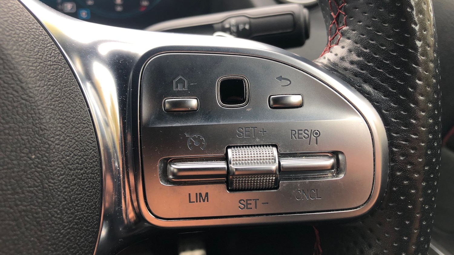 Used Mercedes-Benz GLA 2021 for sale - 76682467: Photo 22