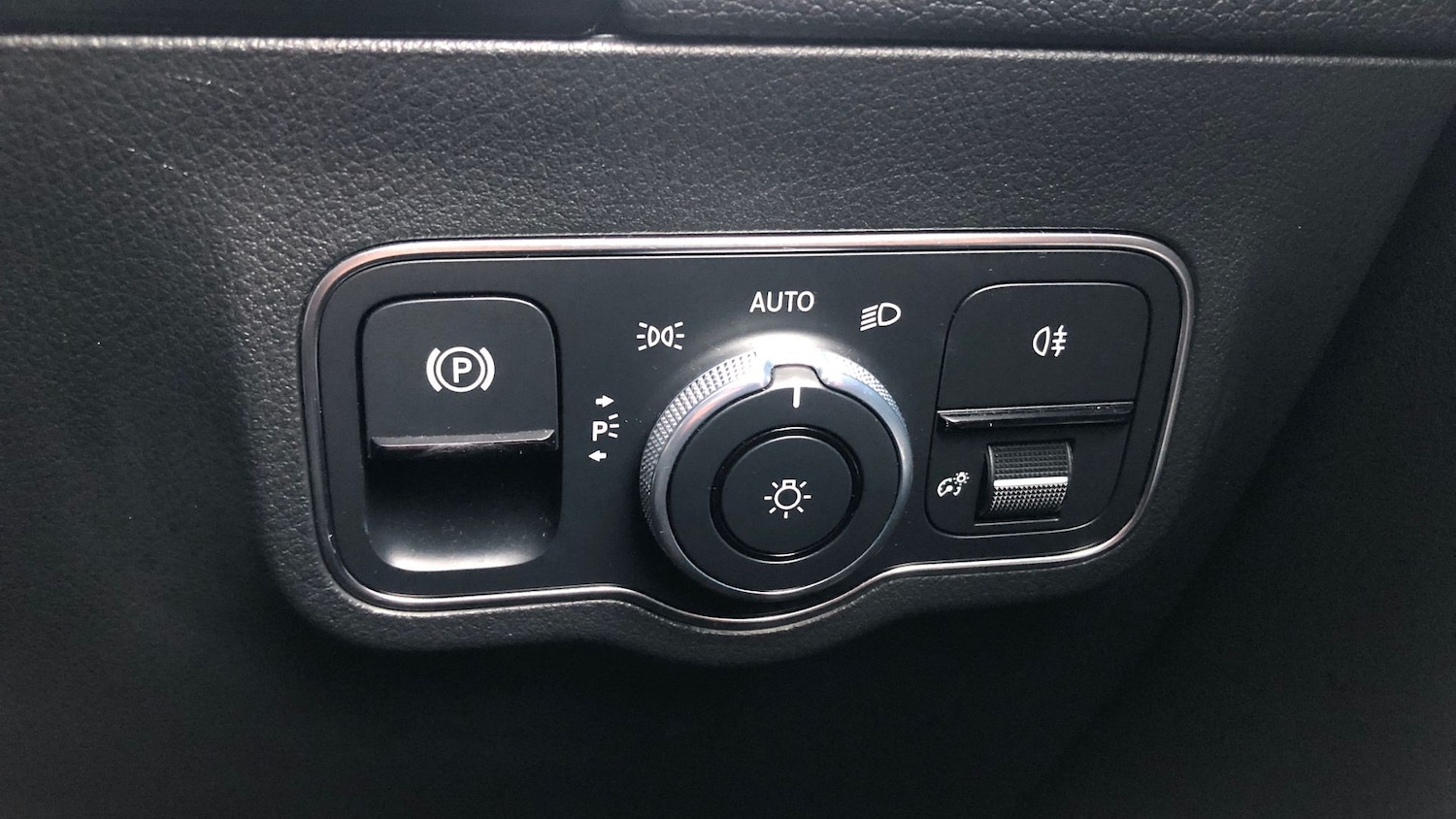 Used Mercedes-Benz GLA 2021 for sale - 76682467: Photo 24