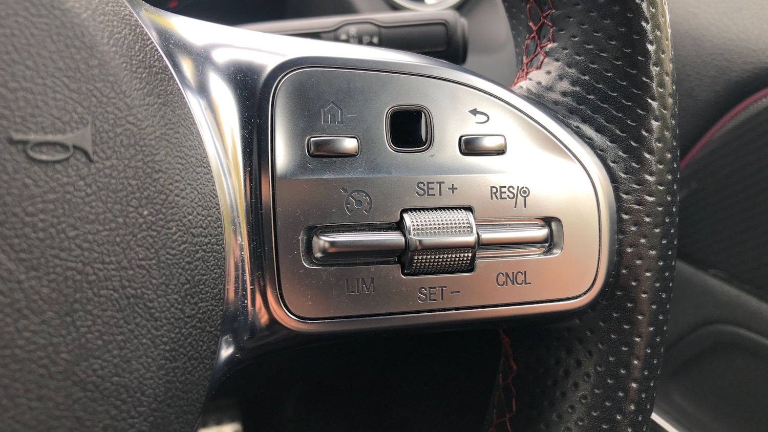 Used Mercedes-Benz GLA 2021 for sale - 76682467: Photo 25