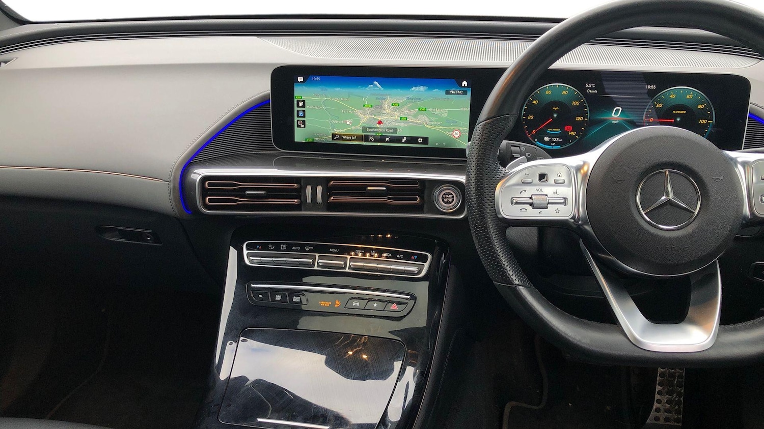 Used Mercedes-Benz EQC 2020 for sale - 76949468: Photo 10