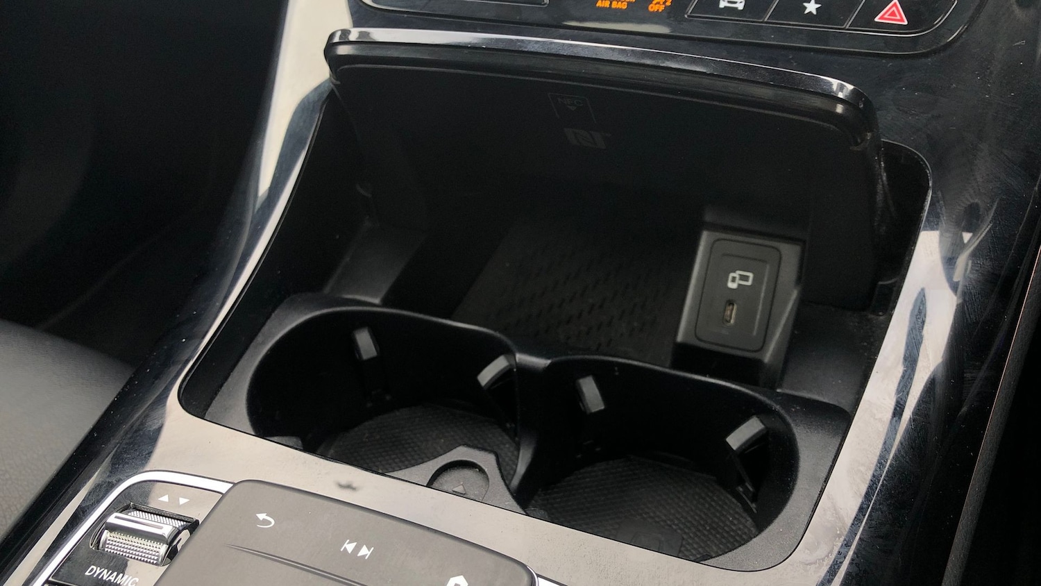 Used Mercedes-Benz EQC 2020 for sale - 76949468: Photo 31