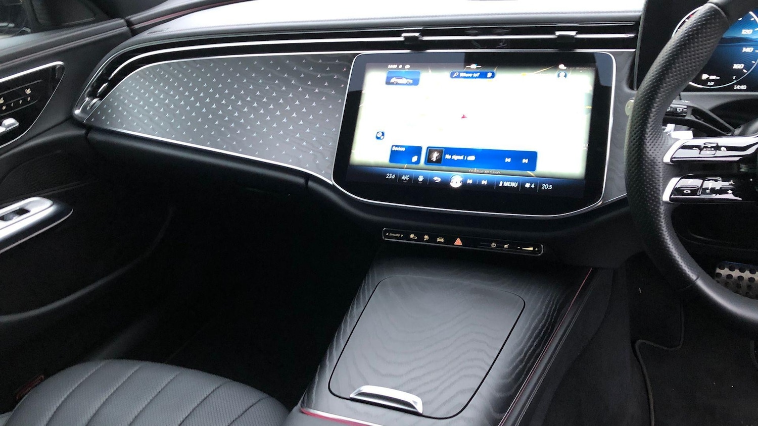 Used Mercedes-Benz E Class 2024 for sale - 76949460: Photo 10