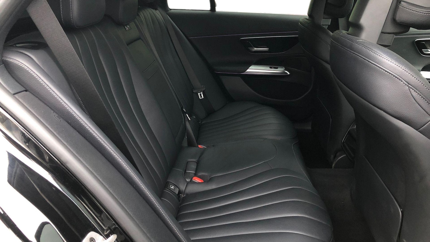 Used Mercedes-Benz E Class 2024 for sale - 76949460: Photo 12