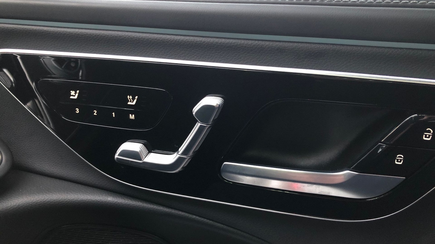 Used Mercedes-Benz E Class 2024 for sale - 76949460: Photo 30