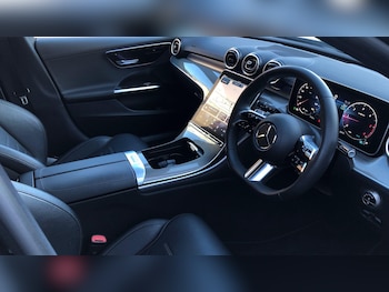 2022 (22) - C 300 AMG LINE D MHEV AUT 5-Door