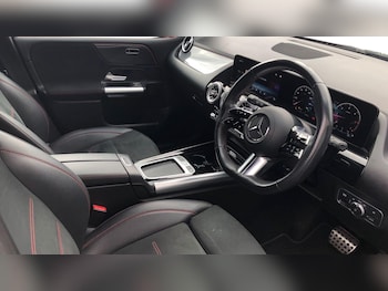 2023 (23) - B 200 AMG LINE EXECUTIVE 5-Door