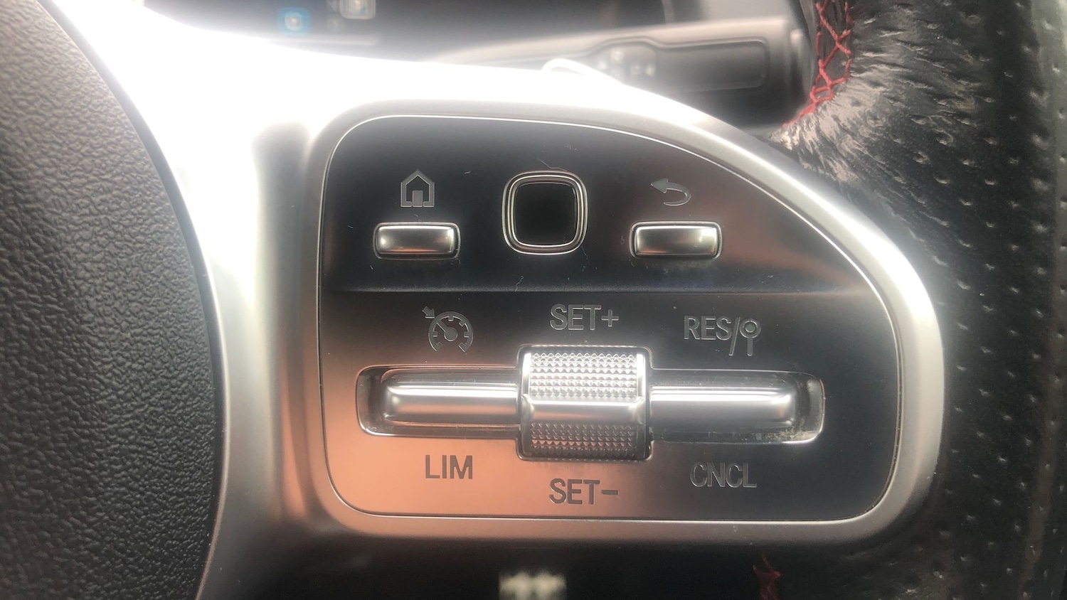 Used Mercedes-Benz GLB 2020 for sale - 76413486: Photo 21