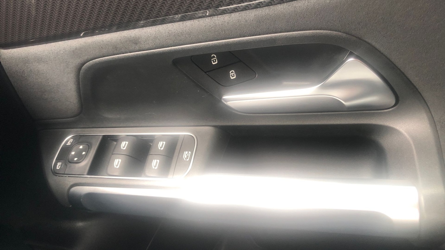 Used Mercedes-Benz GLB 2020 for sale - 76413486: Photo 24