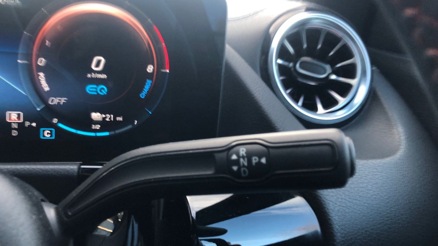 Used Mercedes-Benz GLA 2021 for sale - 77495116: Photo 40