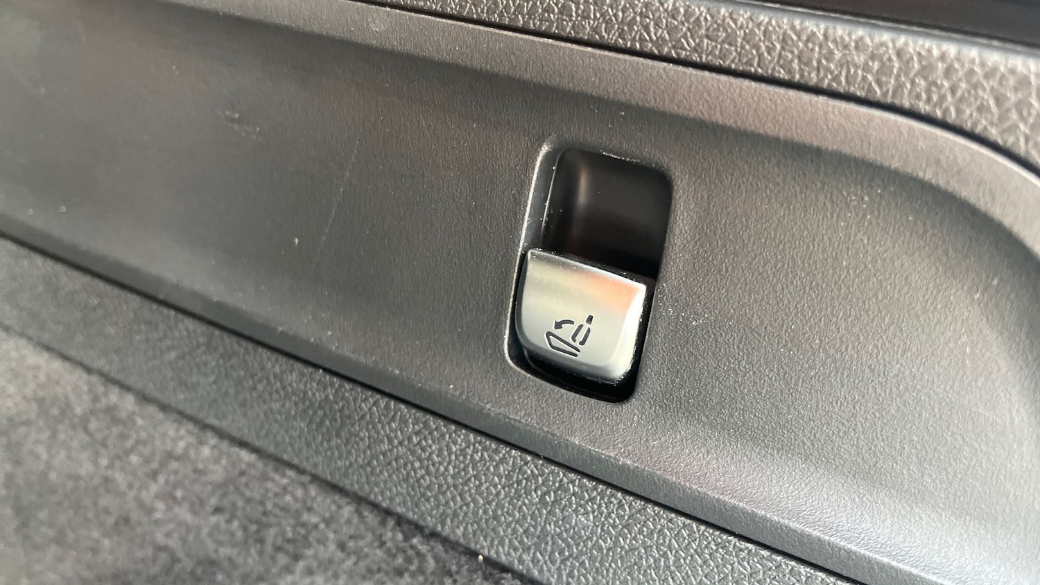 Used Mercedes-Benz GLC 2020 for sale - 76782832: Photo 29