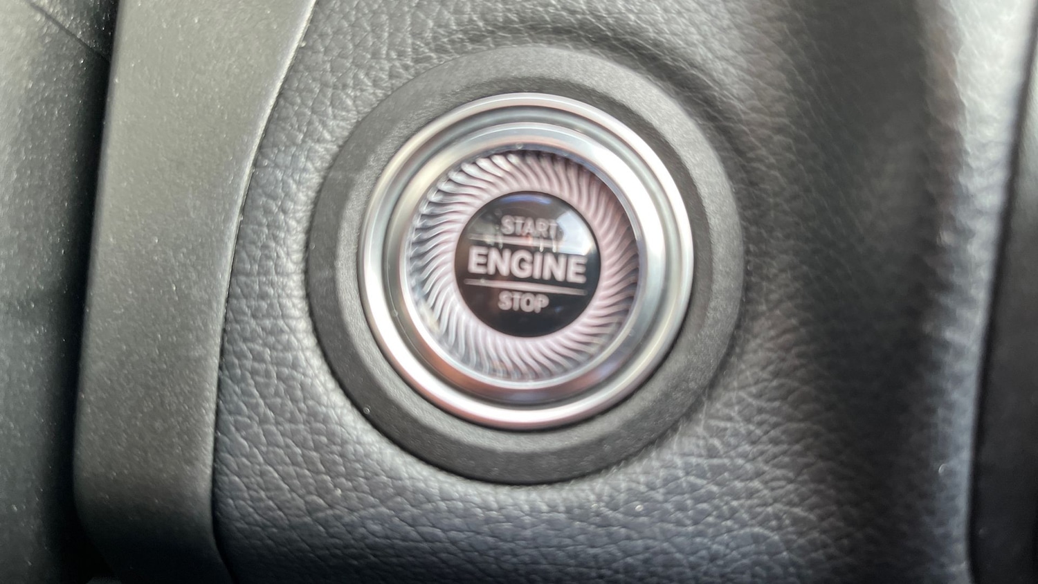 Used Mercedes-Benz GLC 2020 for sale - 76782832: Photo 39