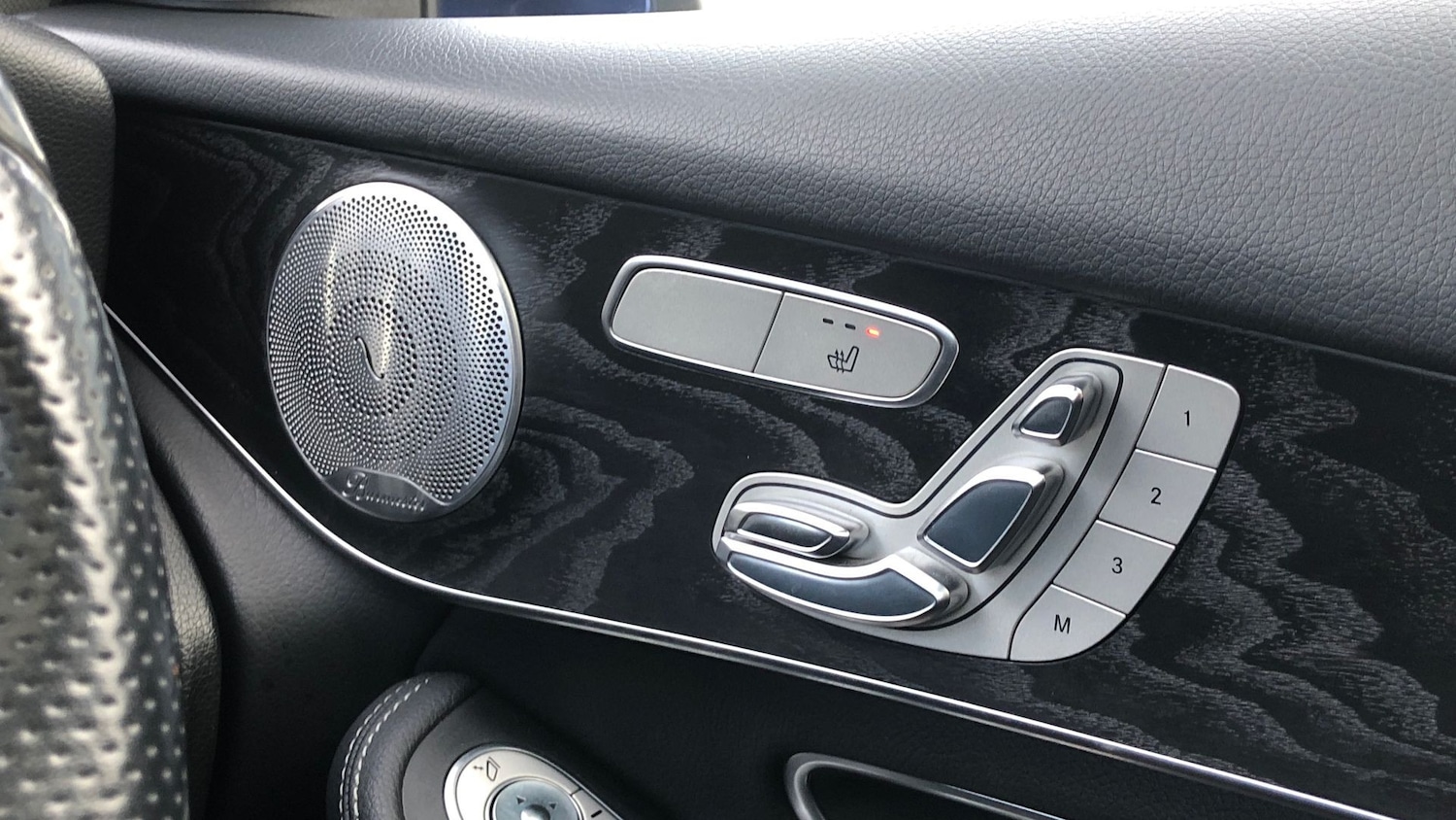 Used Mercedes-Benz GLC 2017 for sale - 76951499: Photo 25