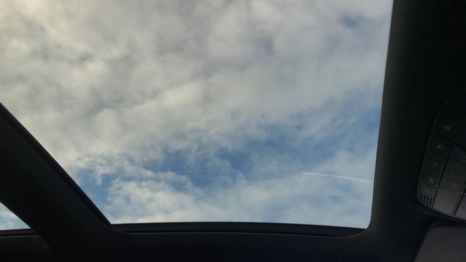 Used Mercedes-Benz GLC 2017 for sale - 76951499: Photo 40