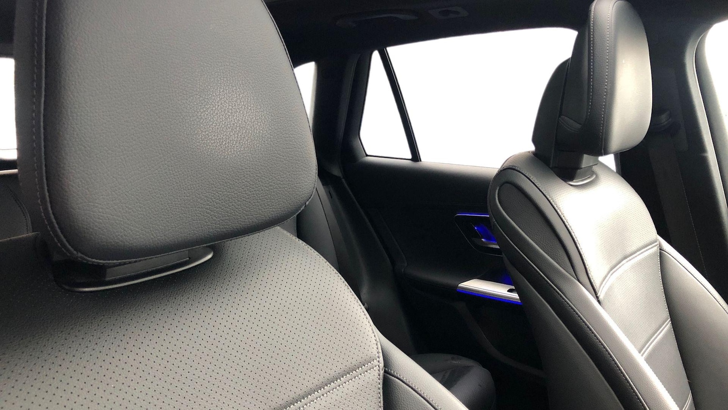 Used Mercedes-Benz GLC 2025 for sale - 77767057: Photo 11