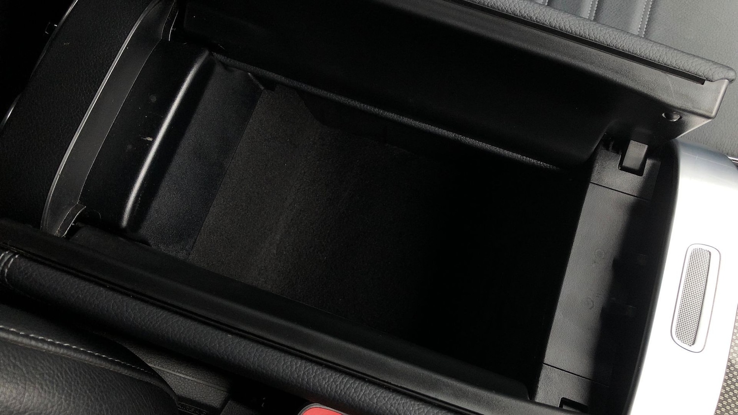 Used Mercedes-Benz C Class 2022 for sale - 76831872: Photo 33