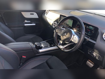 Used Mercedes-Benz EQA 2023 for sale - 77298476: Photo