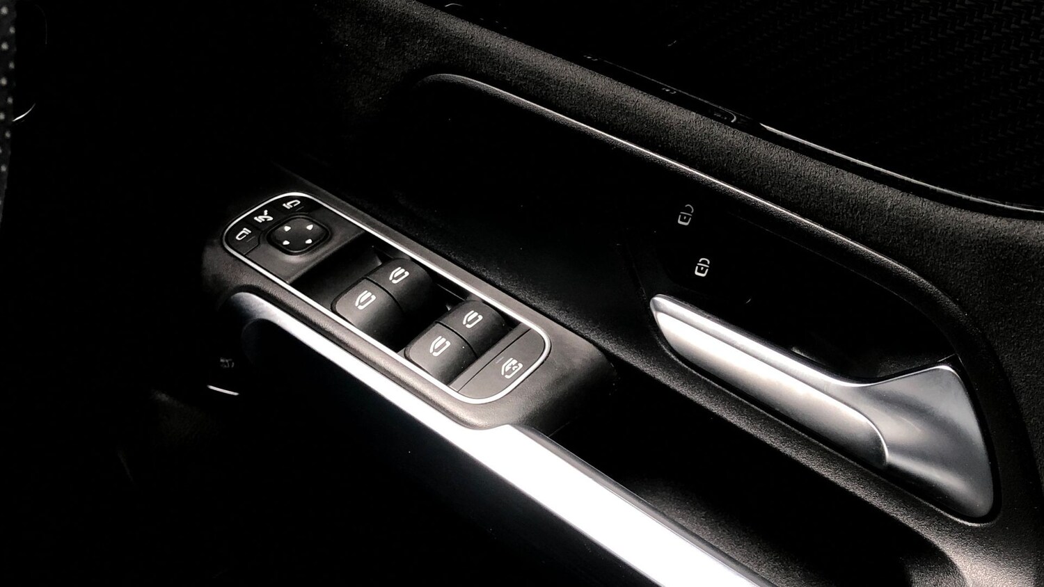 Used Mercedes-Benz GLB 2024 for sale - 76413467: Photo 25