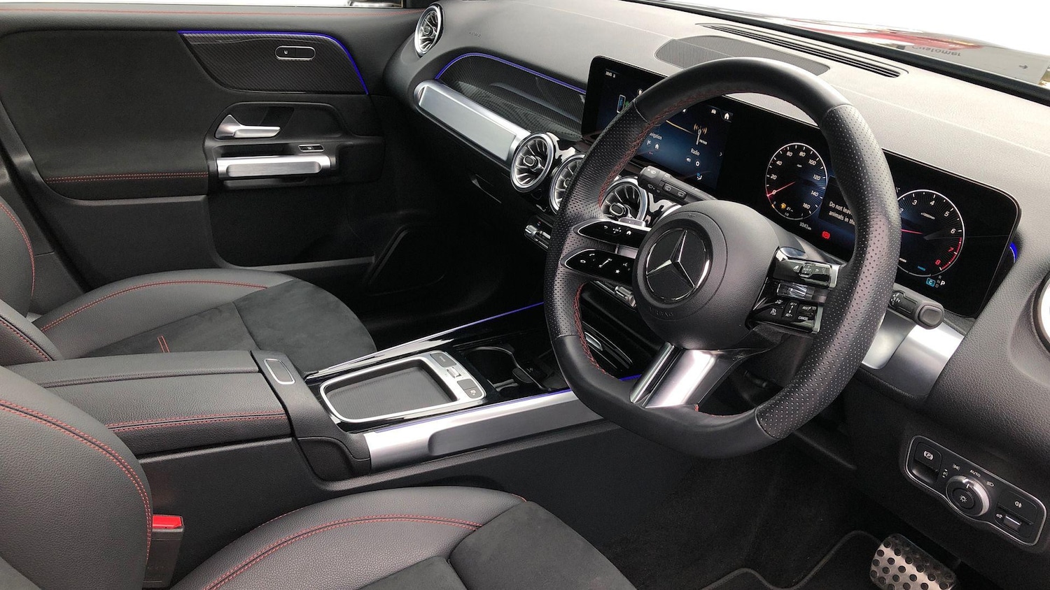 Used Mercedes-Benz GLB 2024 for sale - 76413467: Photo 3