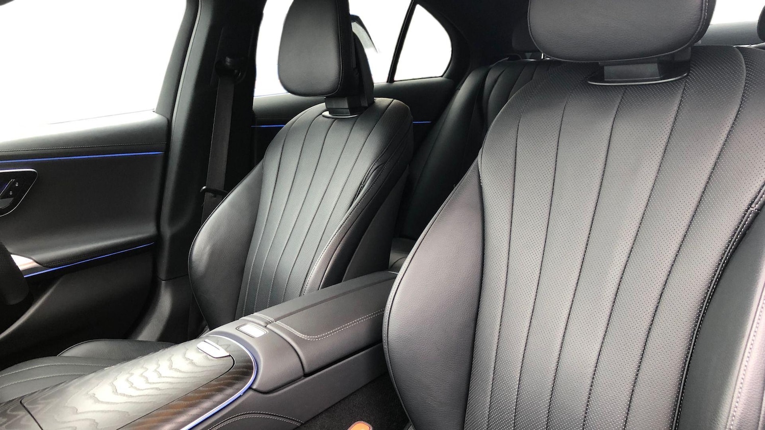 Used Mercedes-Benz E Class 2024 for sale - 77304810: Photo 11