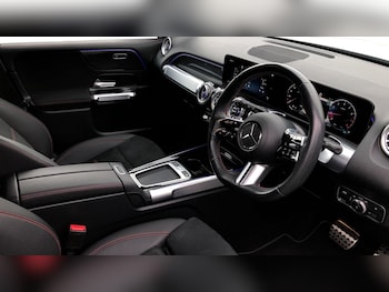 Used Mercedes-Benz GLB 2024 for sale - 76413463: Photo