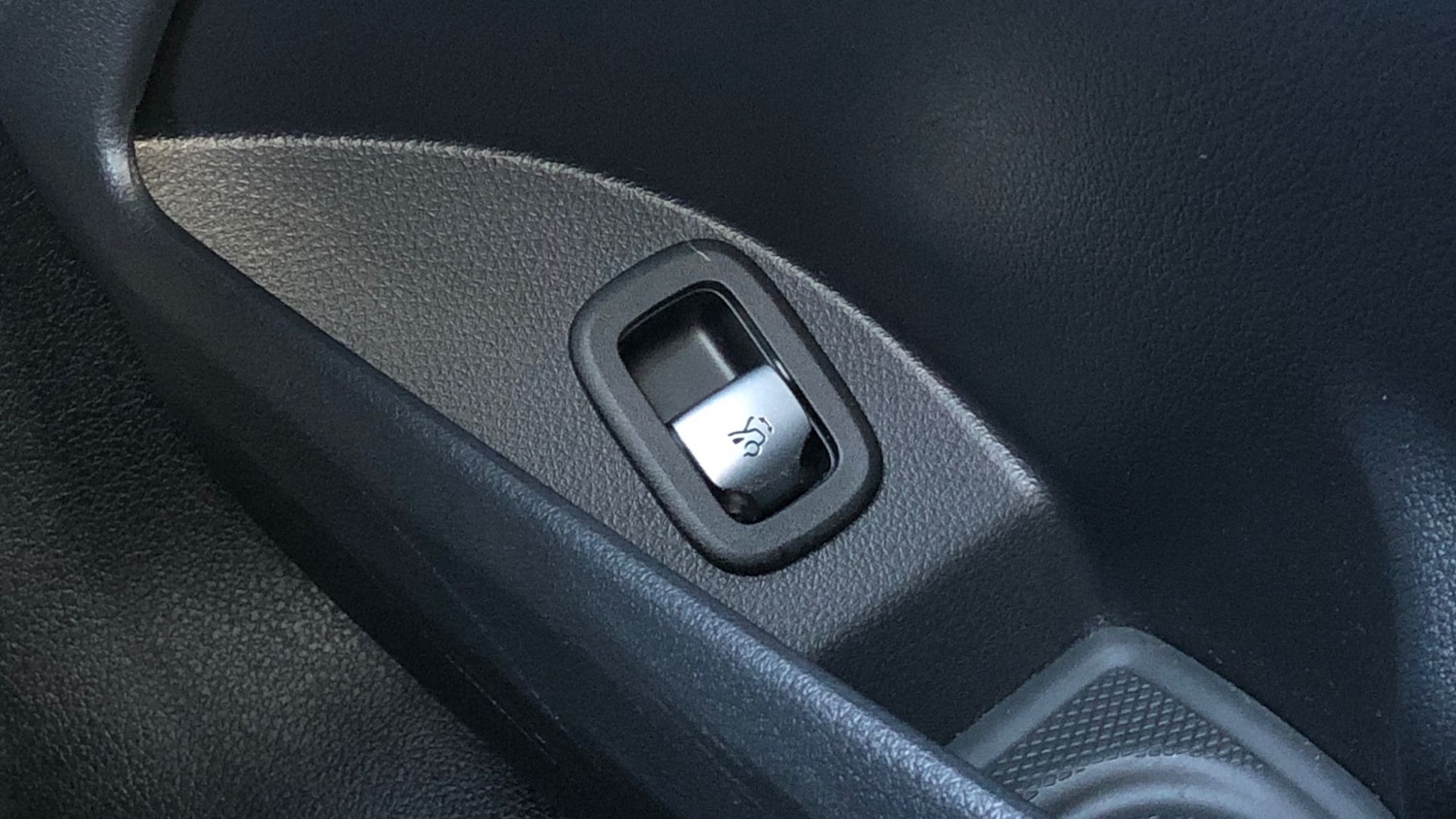 Used Mercedes-Benz GLC 2024 for sale - 76413515: Photo 26